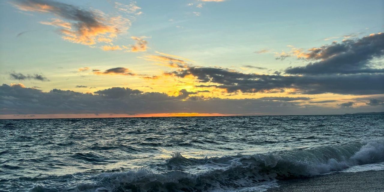 Best Christian Books for Anxiety and Overwhelm (Midlife-Friendly)