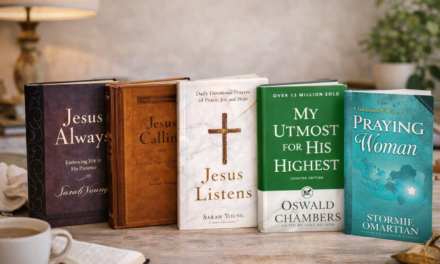 Best Christian Gifts for Women in Midlife | Mother’s Day Gift Guide: Devotionals + Prayer Journals